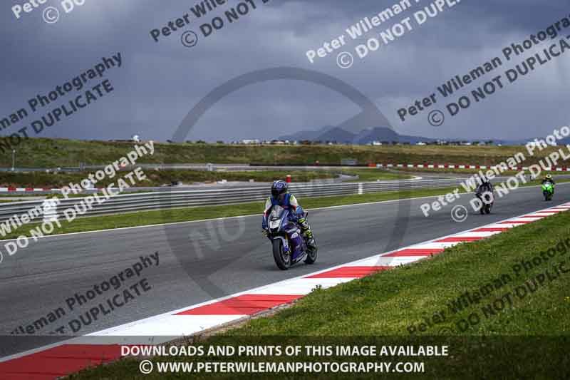 cadwell no limits trackday;cadwell park;cadwell park photographs;cadwell trackday photographs;enduro digital images;event digital images;eventdigitalimages;navarra;no limits trackdays;peter wileman photography;racing digital images;trackday digital images;trackday photos